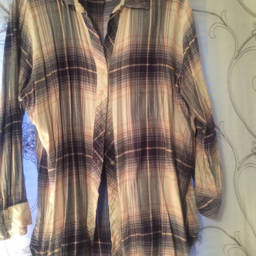 American Eagle plaid flannel misses shirt lge